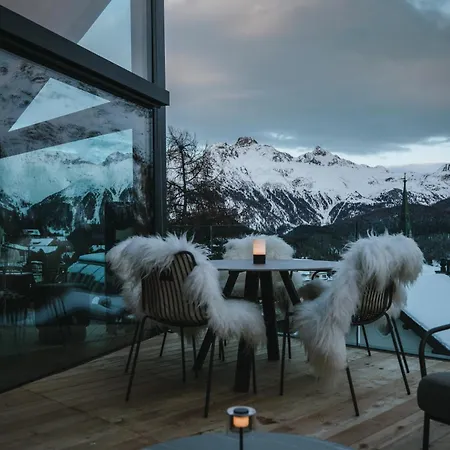 Volt 4 Pool Gym Sankt Moritz