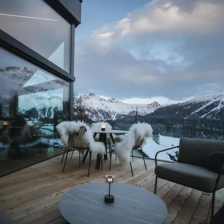 Volt 4 Pool Gym Sankt Moritz