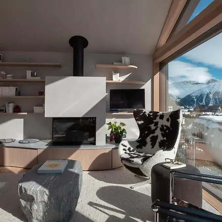 Volt 4 Pool Gym Villa
