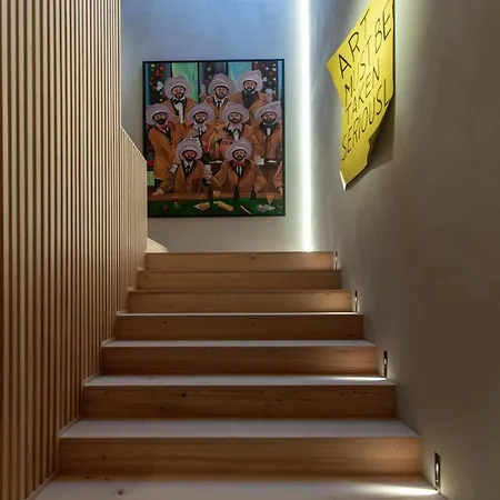 Volt 4 Pool Gym Villa *